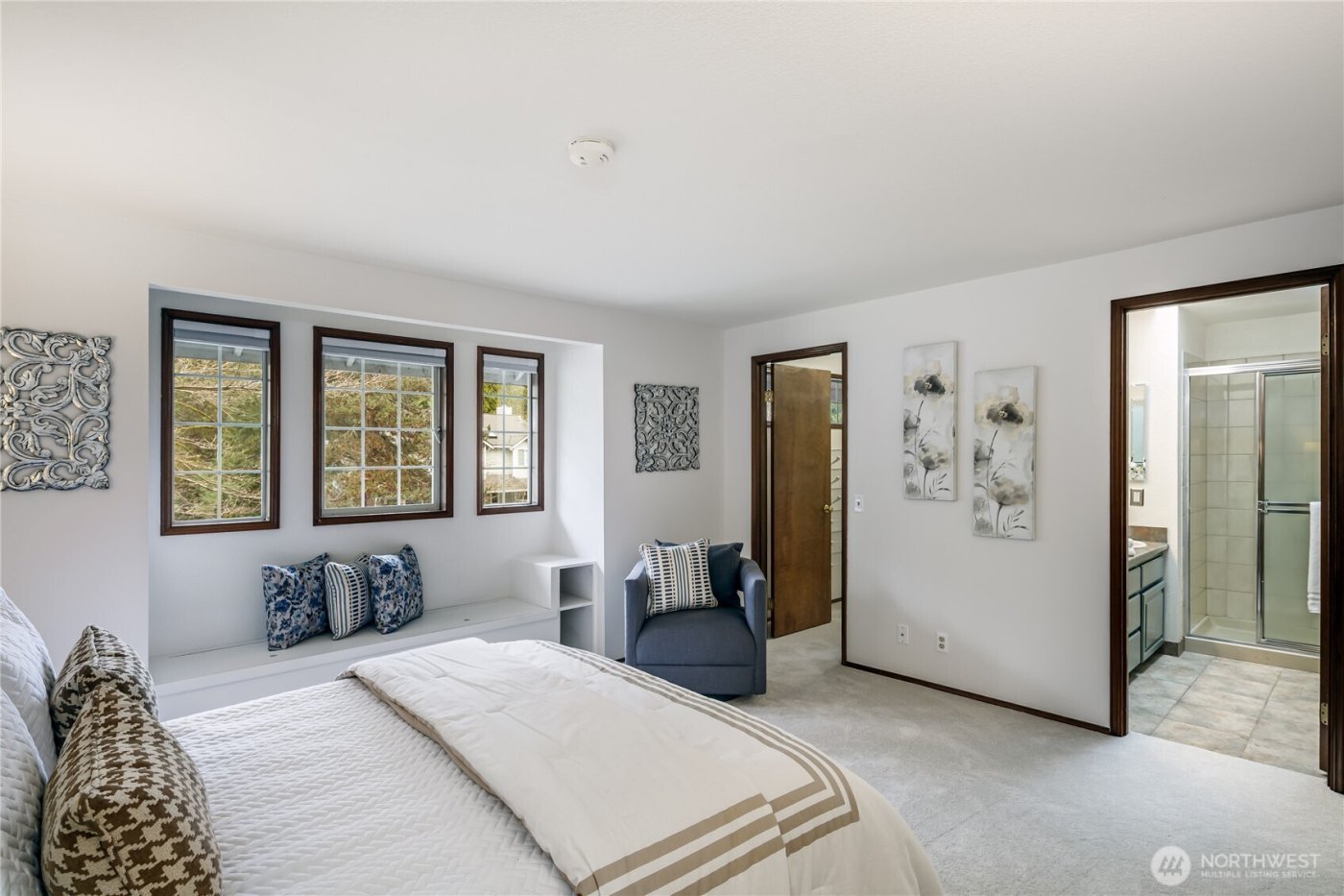 17215 NE 132nd Place , Redmond, WA 98052-2152