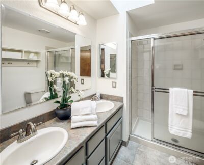 17215 NE 132nd Place , Redmond, WA 98052-2152 - Photo 28