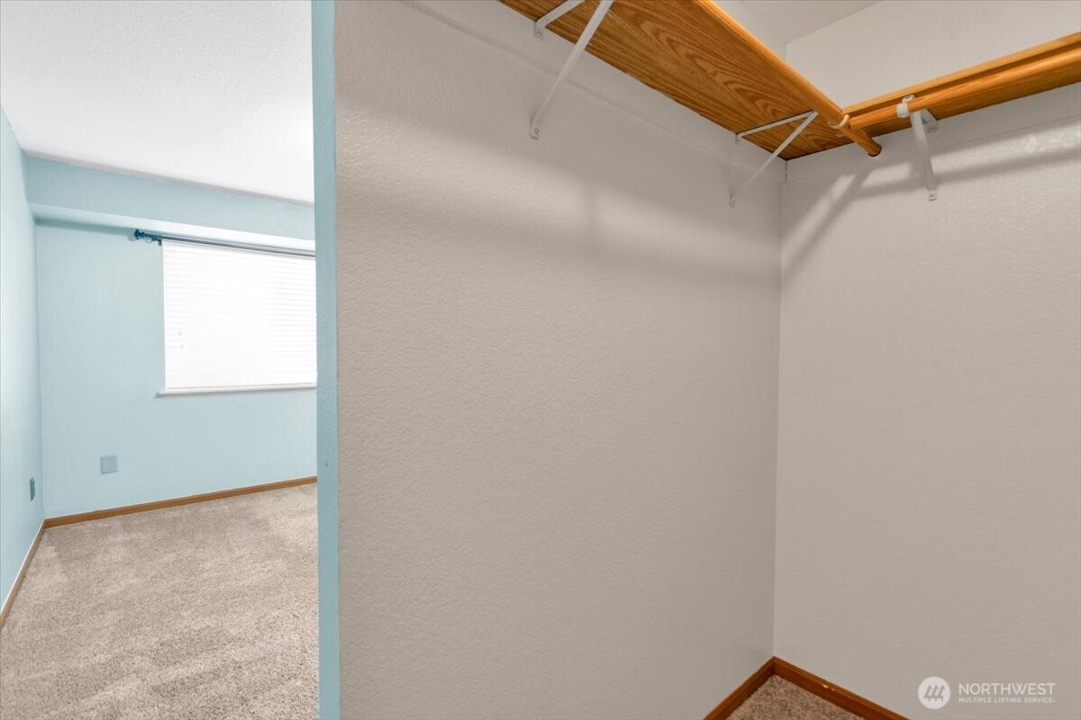 5706 99th Street Ct E, Puyallup, WA 98373-1082