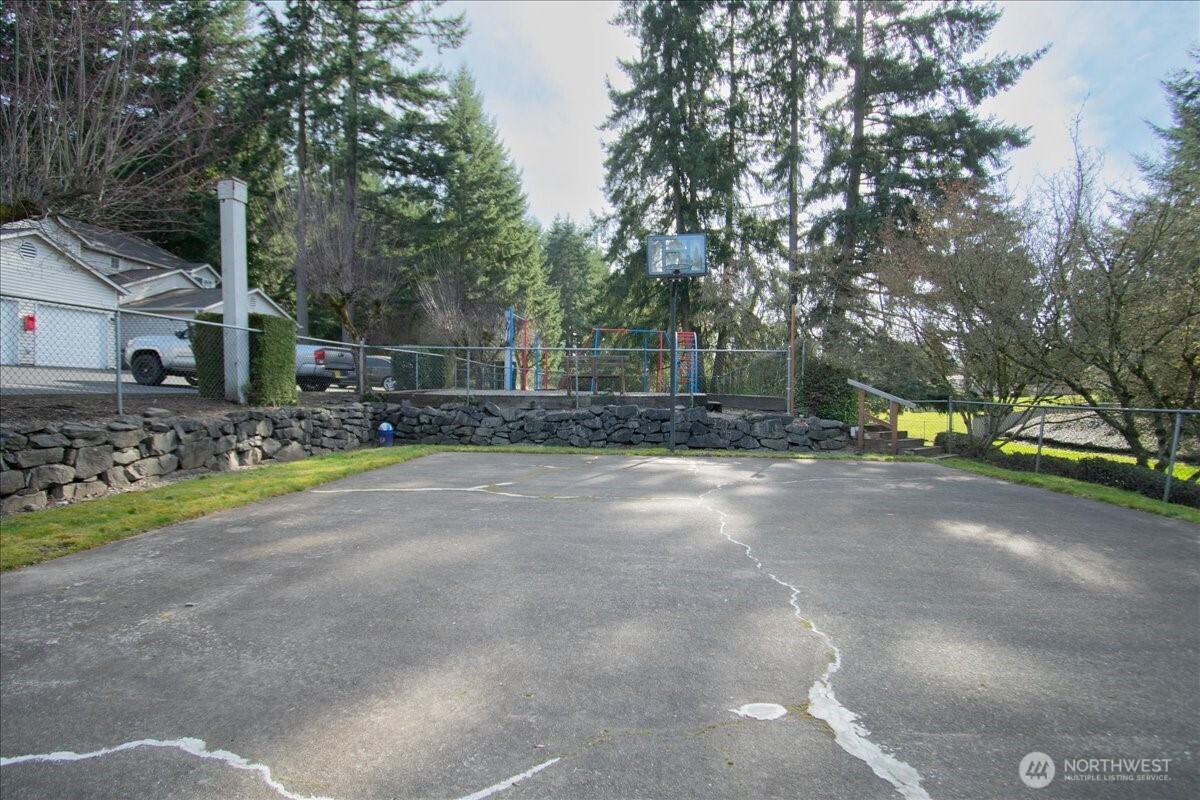 5706 99th Street Ct E, Puyallup, WA 98373-1082