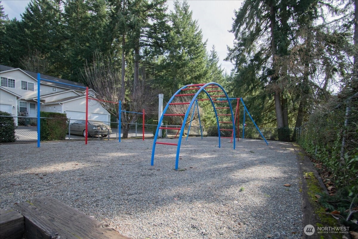 5706 99th Street Ct E, Puyallup, WA 98373-1082