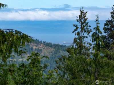 262 Break View Road , Port Angeles, WA 98363