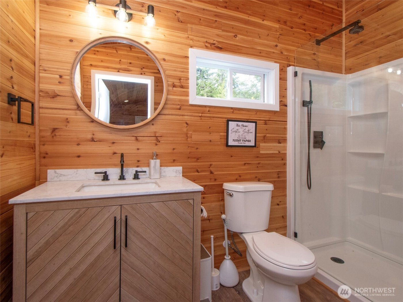 262 Break View Road , Port Angeles, WA 98363