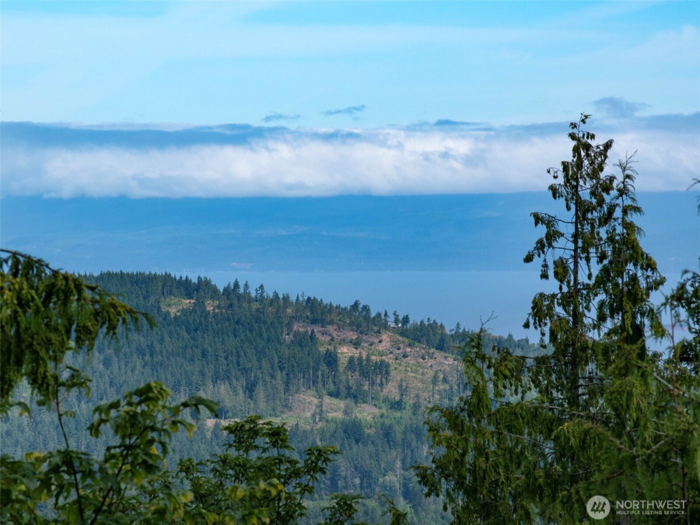 262 Break View Road , Port Angeles, WA 98363