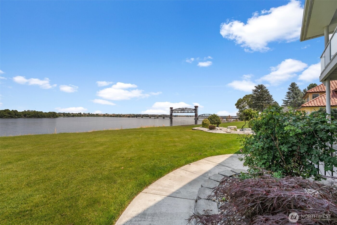226102 E Donelson Drive , Kennewick, WA 99337
