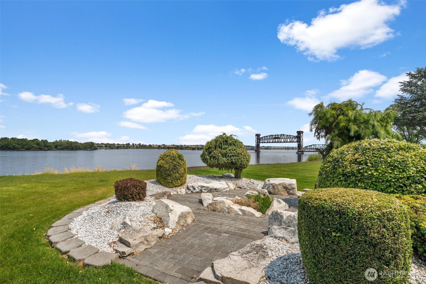 226102 E Donelson Drive , Kennewick, WA 99337