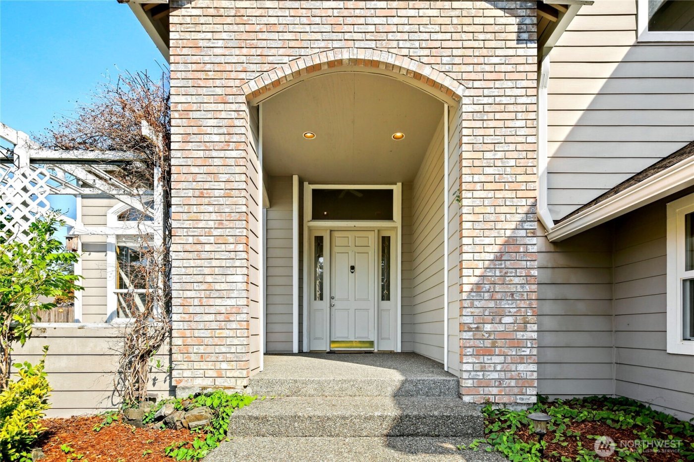 12698 Plateau Circle NW, Silverdale, WA 98383