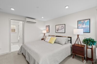 1422 E Cherry St , Seattle, WA 98122 - Photo 17