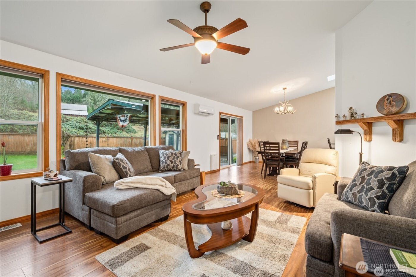 21211 89th Avenue NE, Arlington, WA 98223