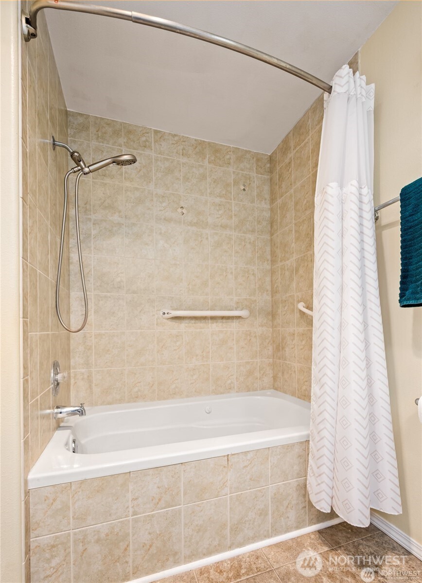 21211 89th Avenue NE, Arlington, WA 98223