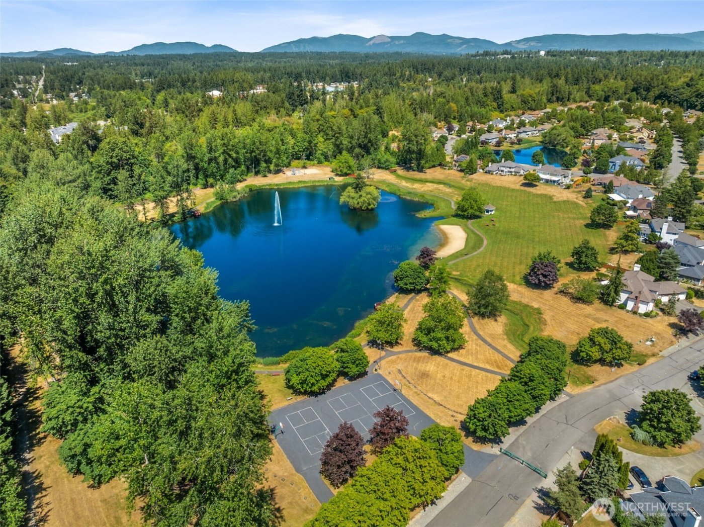 18525 SE 277th Place , Covington, WA 98042