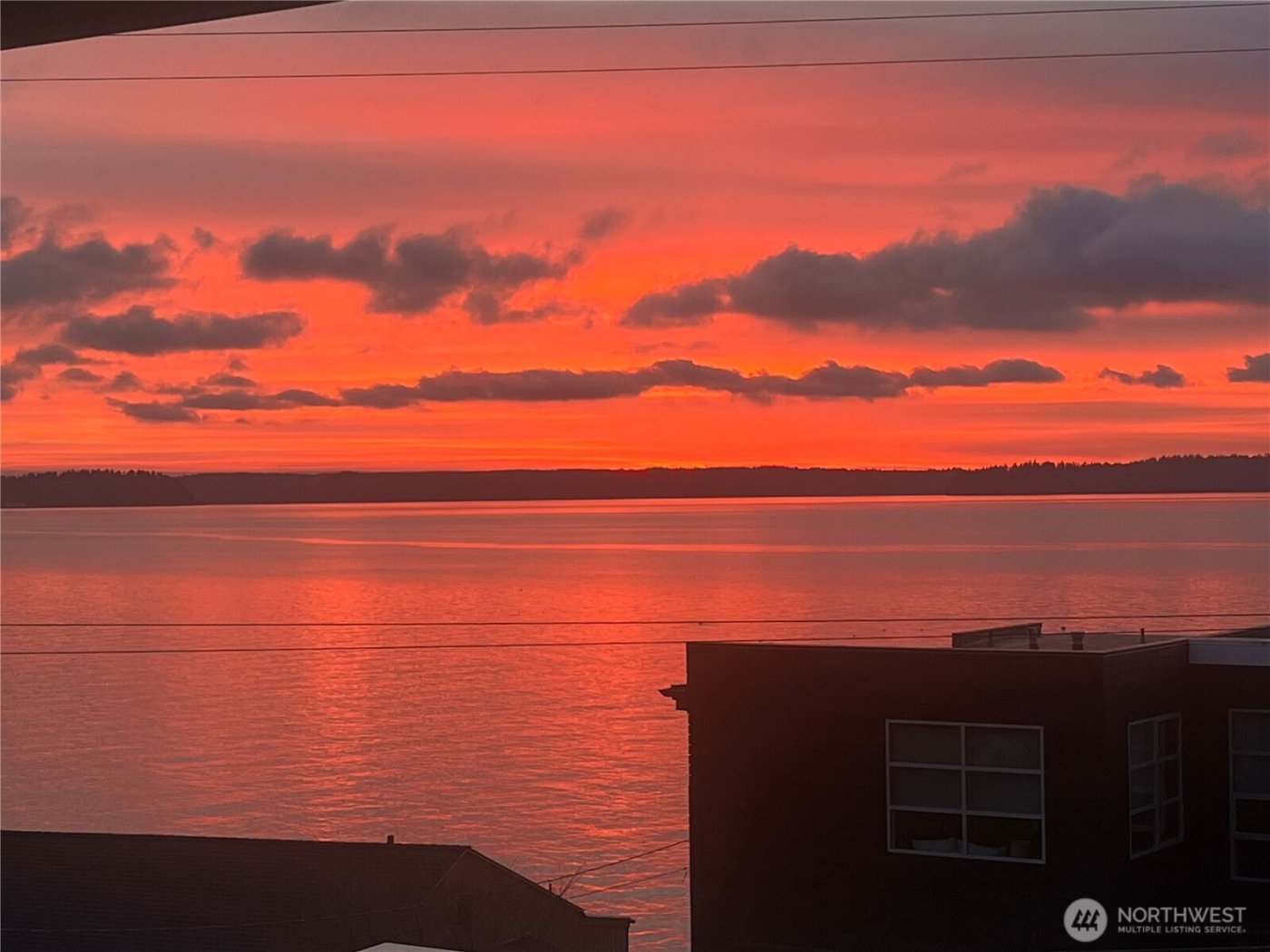 5064 Beach Drive SW, Seattle, WA 98136