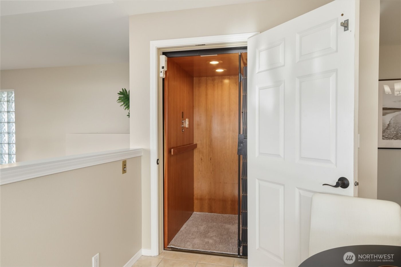 5064 Beach Drive SW, Seattle, WA 98136