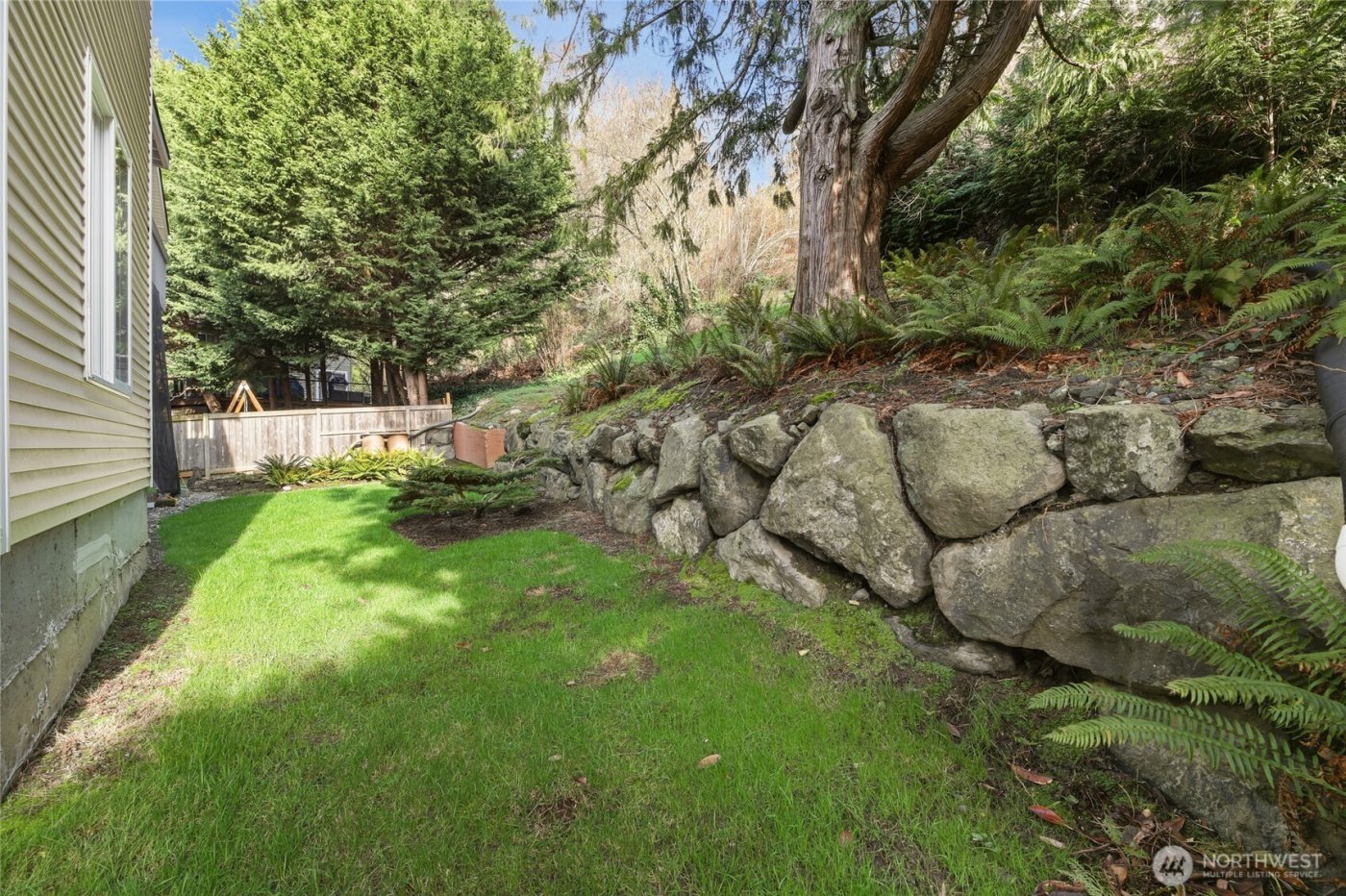 5064 Beach Drive SW, Seattle, WA 98136