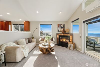 5064 Beach Drive SW, Seattle, WA 98136 - Photo 8