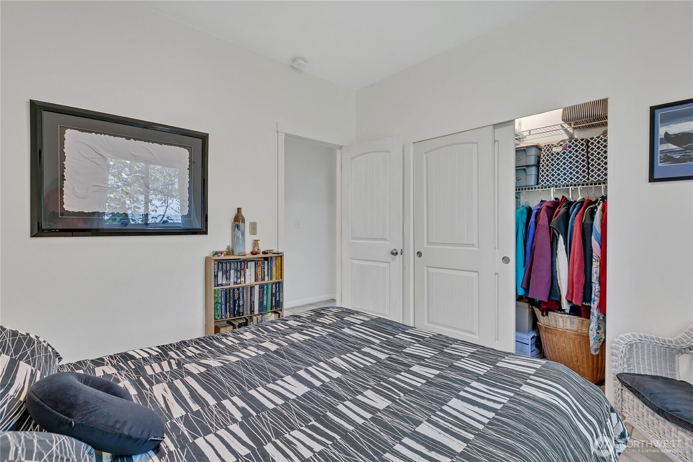 929 Discovery Avenue SE, Ocean Shores, WA 98569