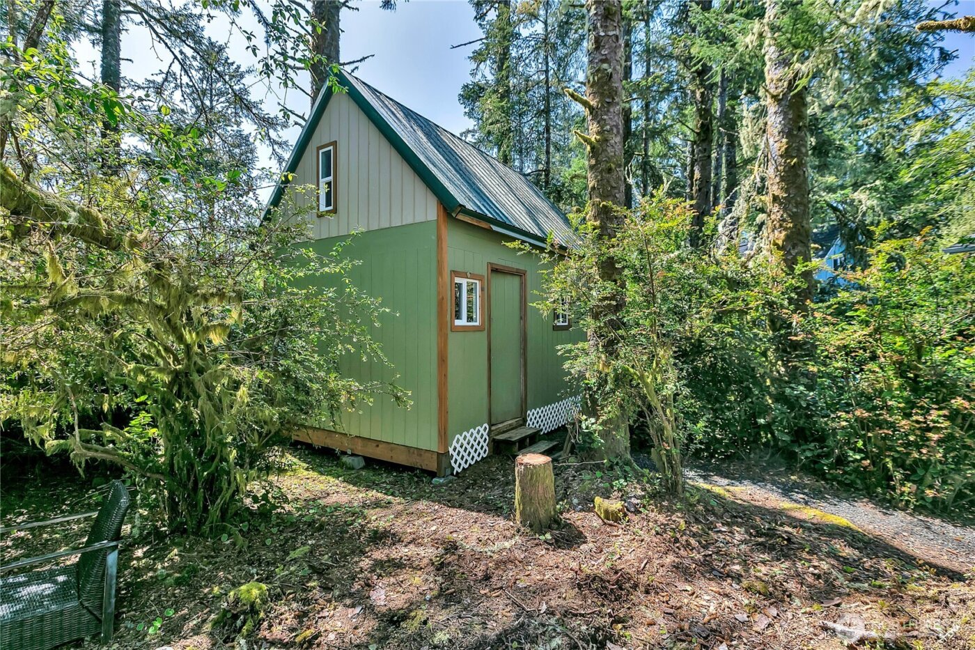 929 Discovery Avenue SE, Ocean Shores, WA 98569