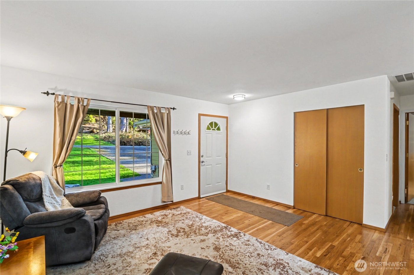 2442 Crestridge Drive NW, Olympia, WA 98502