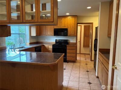 20318 SE 146th Street , Renton, WA 98059 - Photo 7