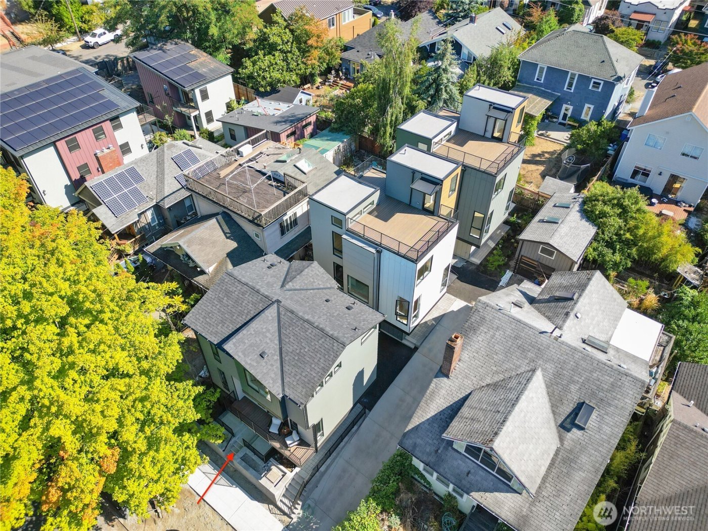 220 21st Avenue E, Seattle, WA 98112