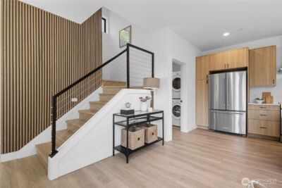 220 21st Avenue E, Seattle, WA 98112 - Photo 20