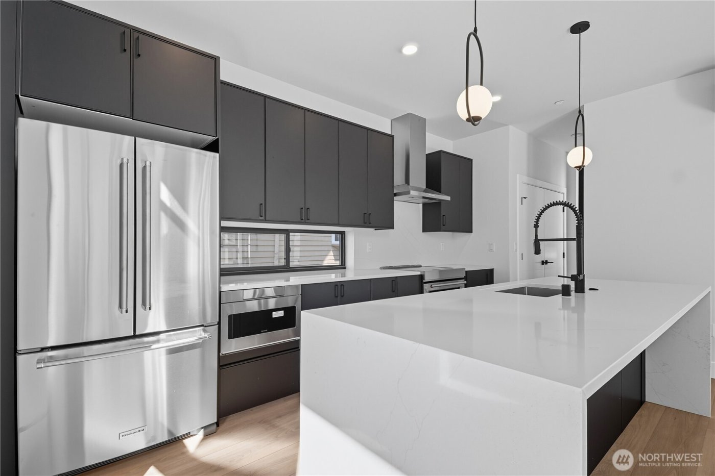 218 21st Avenue E, Seattle, WA 98112