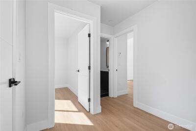 218 21st Avenue E, Seattle, WA 98112 - Photo 24