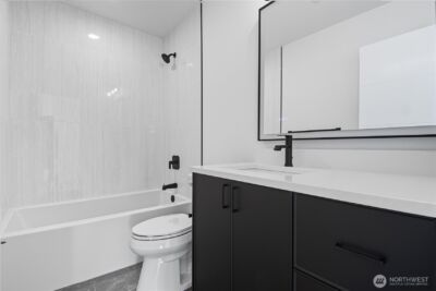 218 21st Avenue E, Seattle, WA 98112 - Photo 27