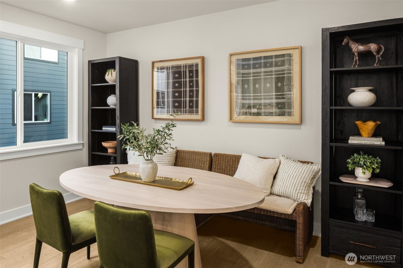 14306 149th Place NE #2, Woodinville, WA 98072