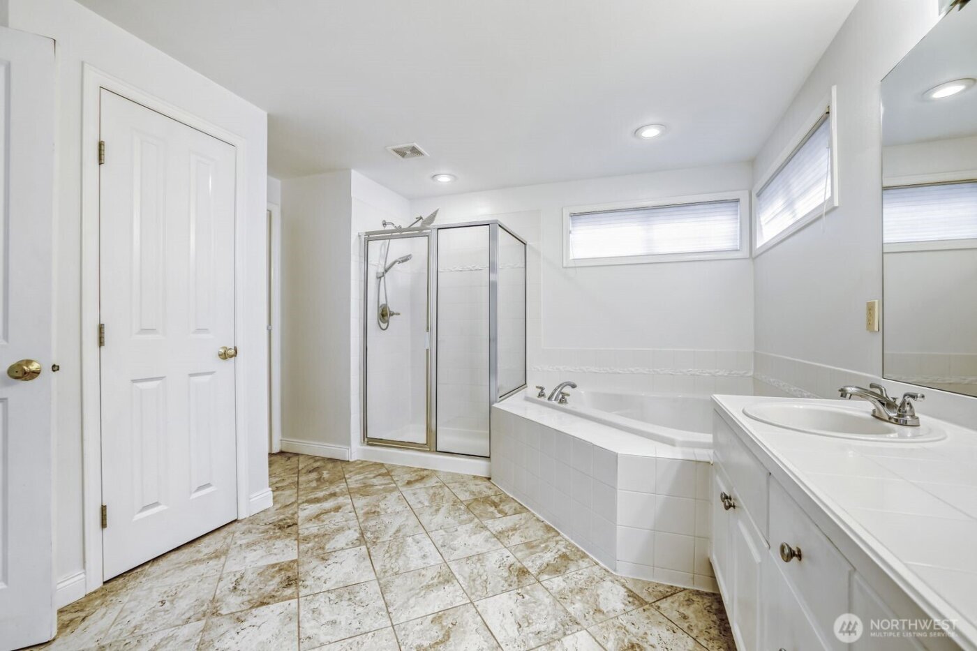 22616 SE 14th Place , Sammamish, WA 98075