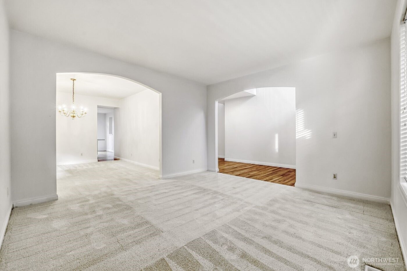22616 SE 14th Place , Sammamish, WA 98075