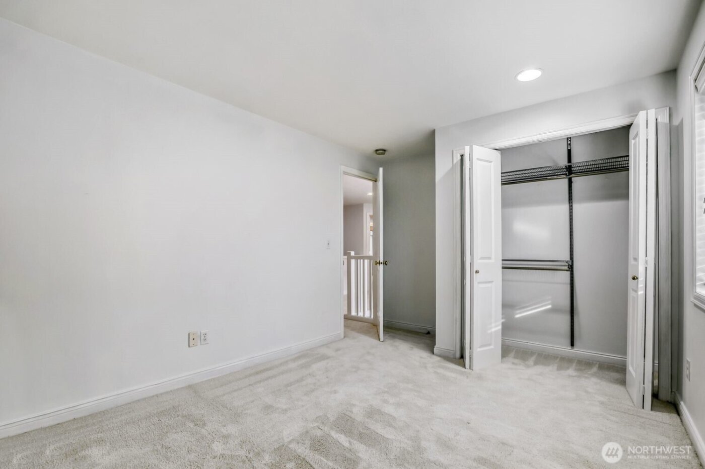 22616 SE 14th Place , Sammamish, WA 98075