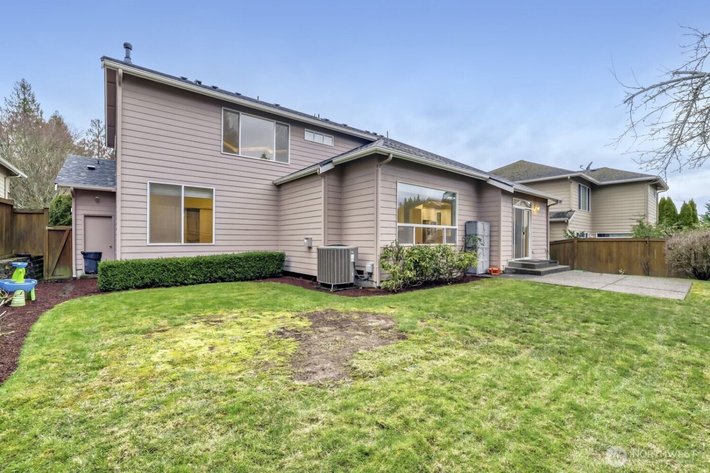 22616 SE 14th Place , Sammamish, WA 98075
