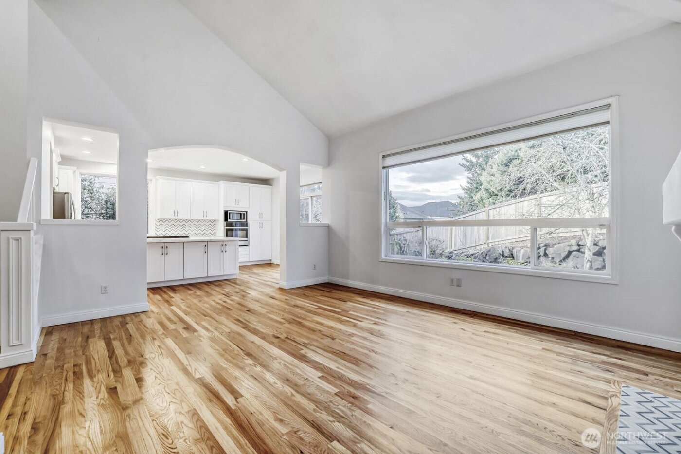 22616 SE 14th Place , Sammamish, WA 98075