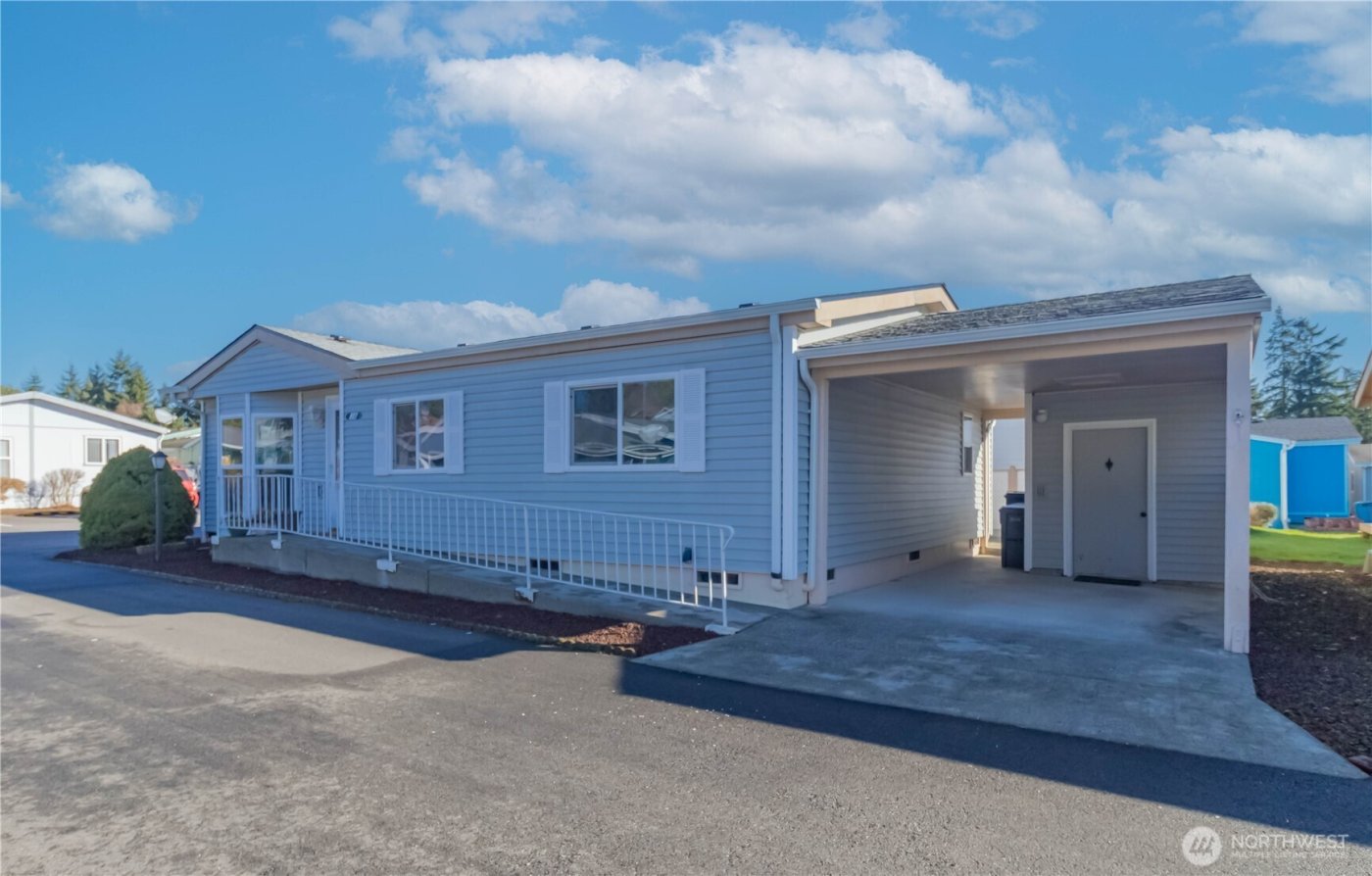 2611 S 288th St #38, Federal Way, WA 98003