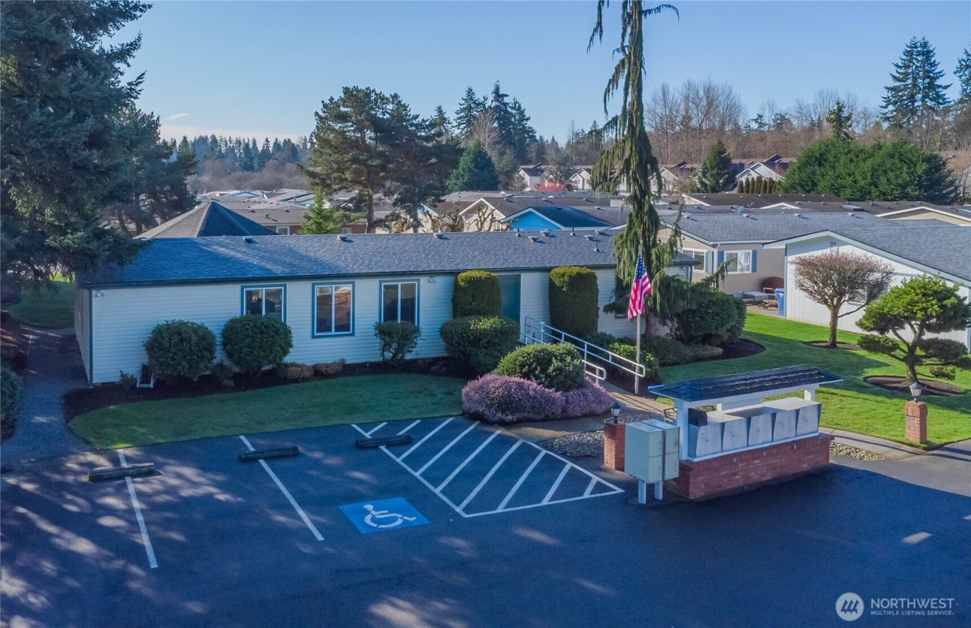 2611 S 288th St #38, Federal Way, WA 98003