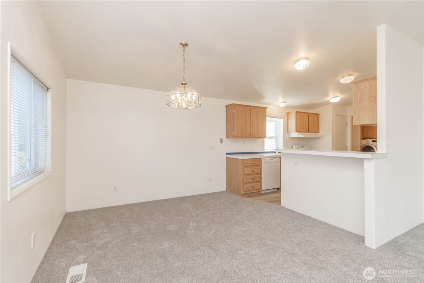 2611 S 288th St #38, Federal Way, WA 98003