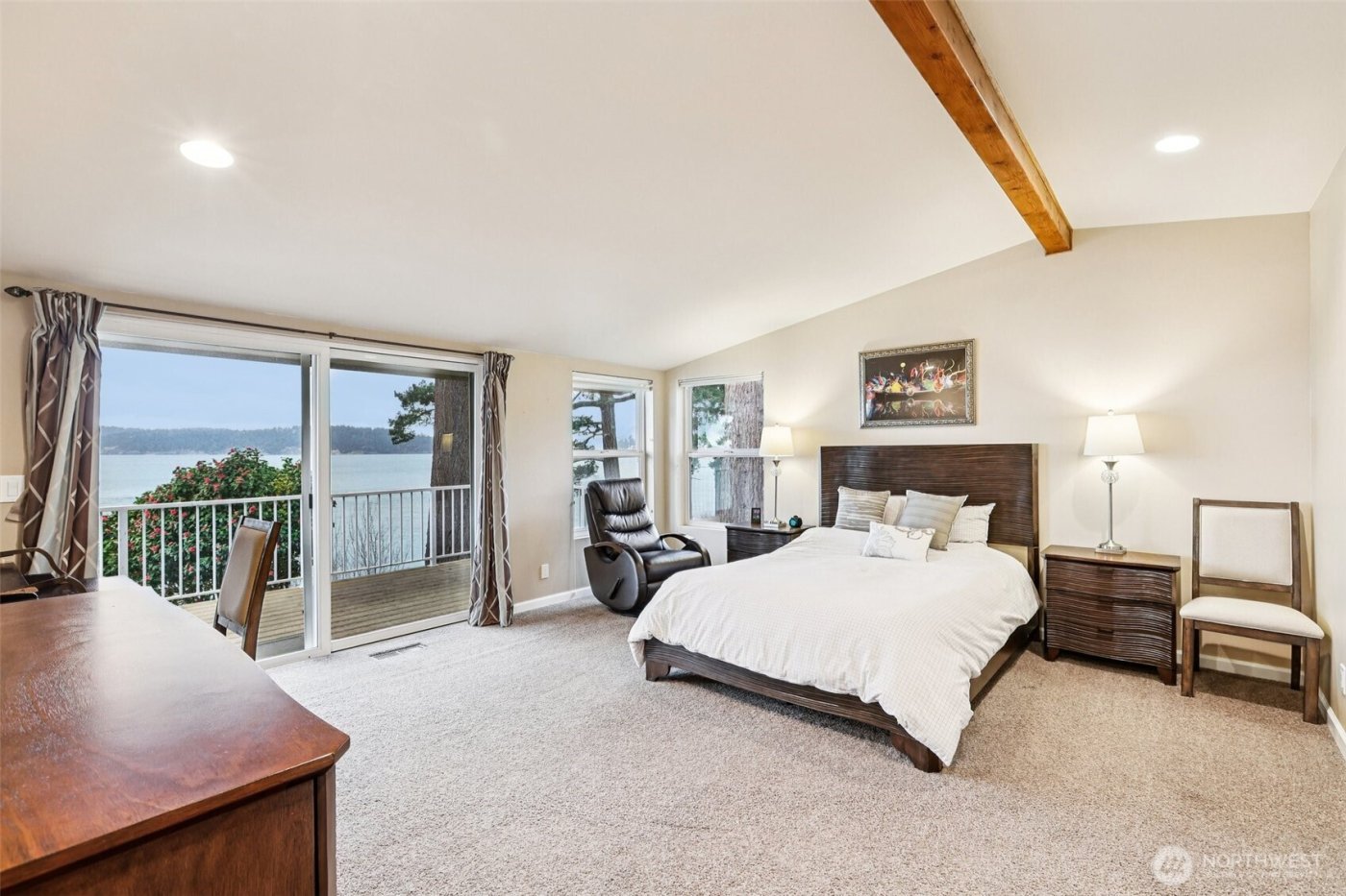 17340 Golden View Avenue , La Conner, WA 98257