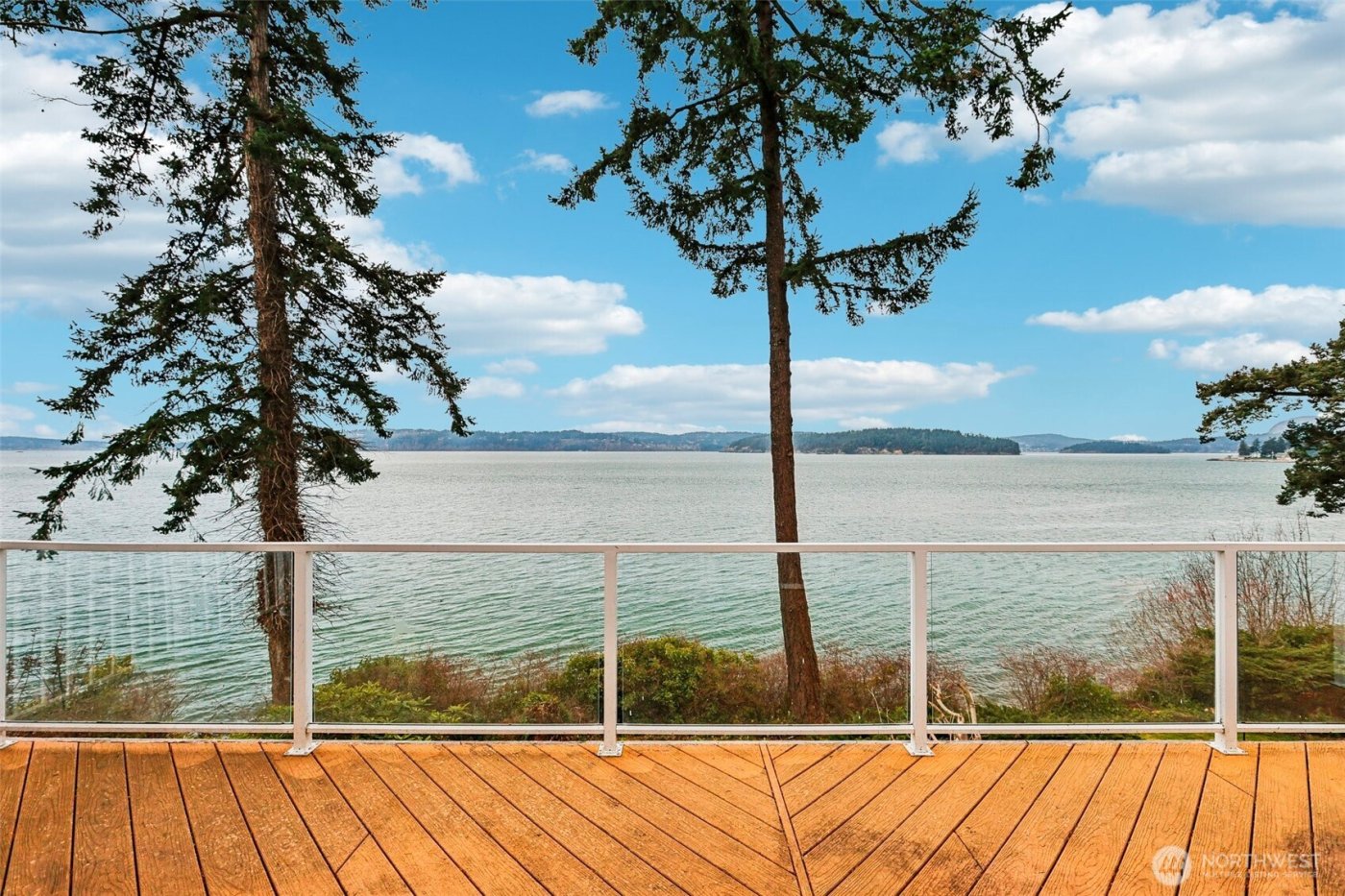 17340 Golden View Avenue , La Conner, WA 98257