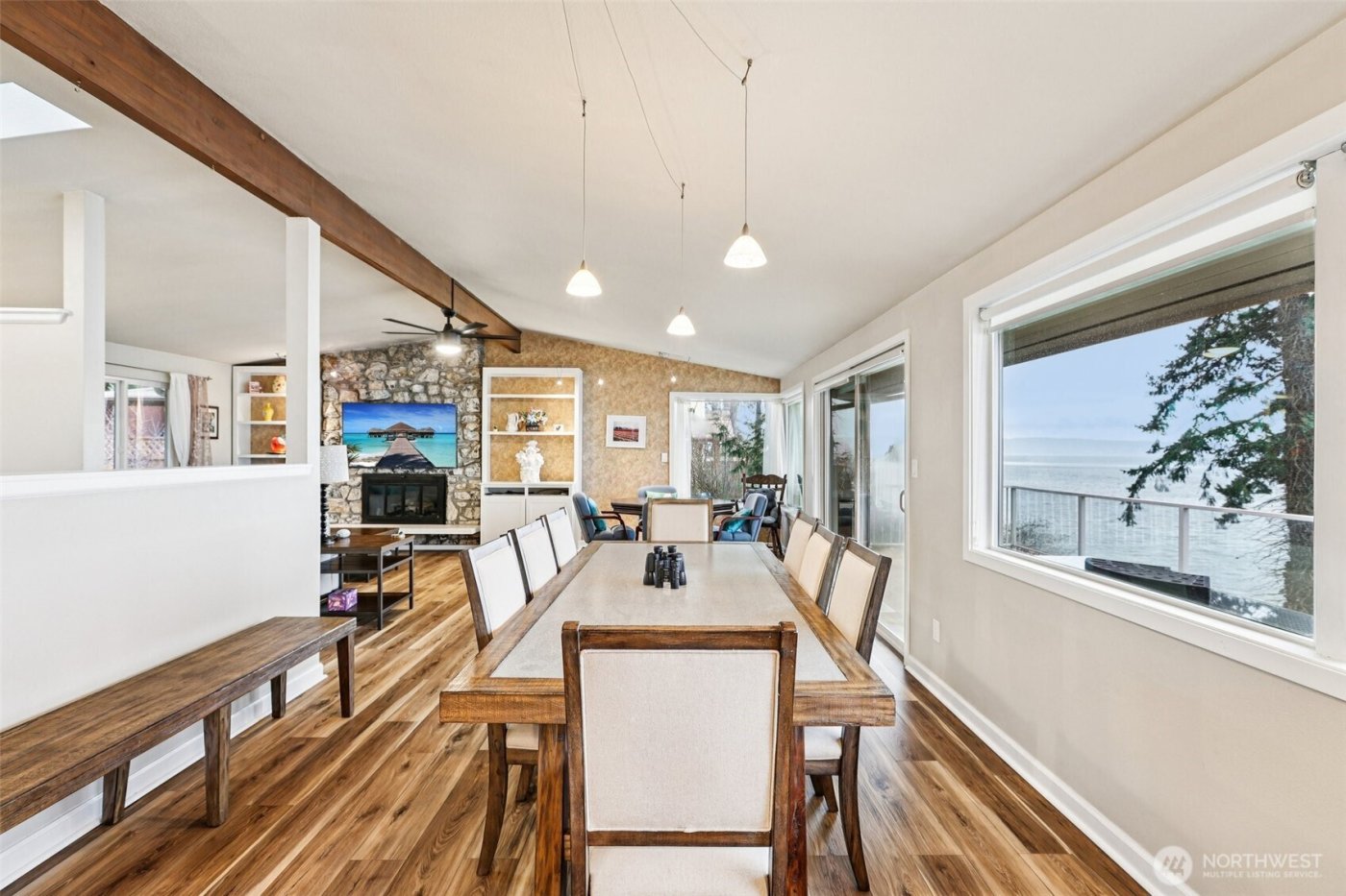 17340 Golden View Avenue , La Conner, WA 98257