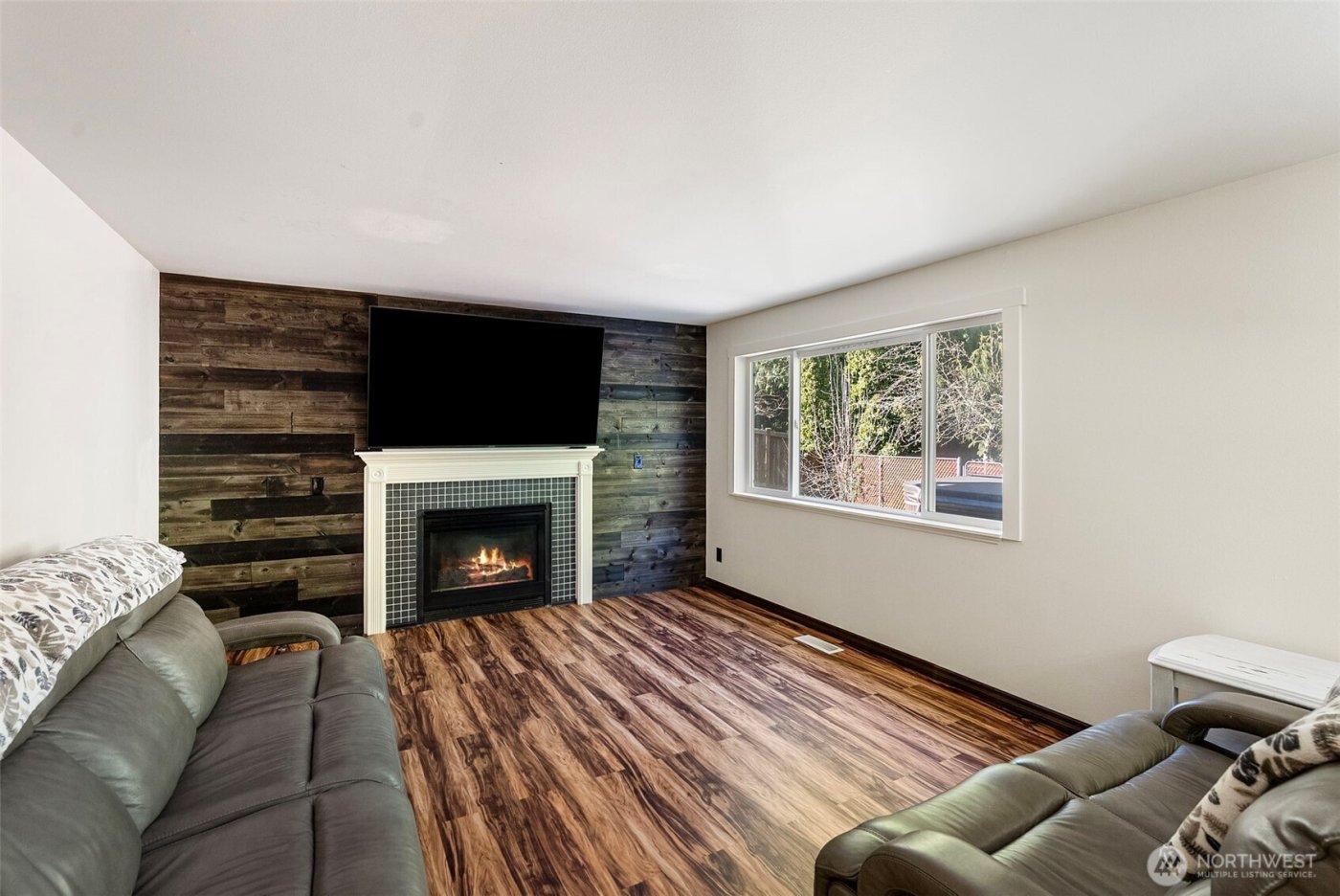 4844 NW Walgren Drive , Silverdale, WA 98383