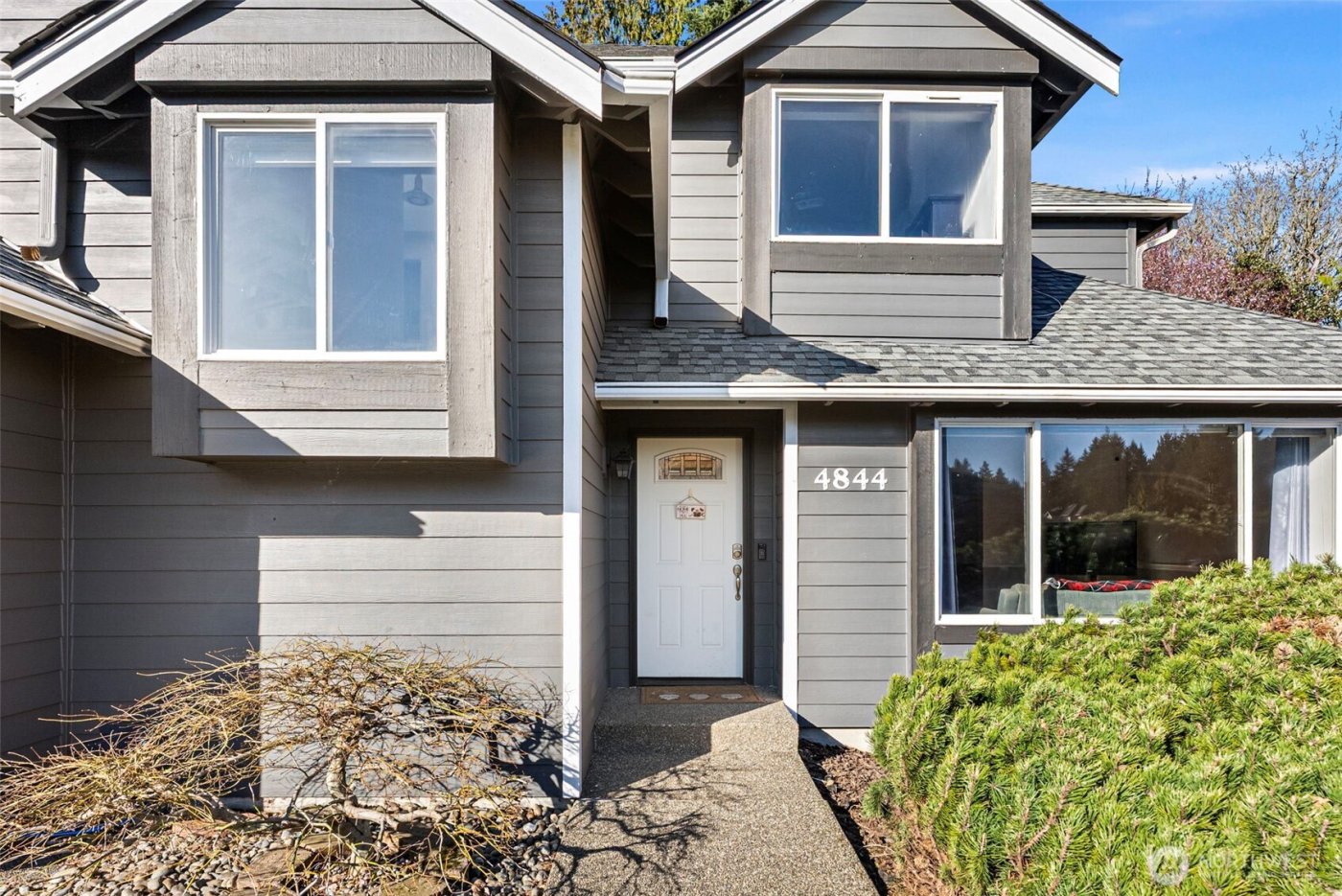 4844 NW Walgren Drive , Silverdale, WA 98383