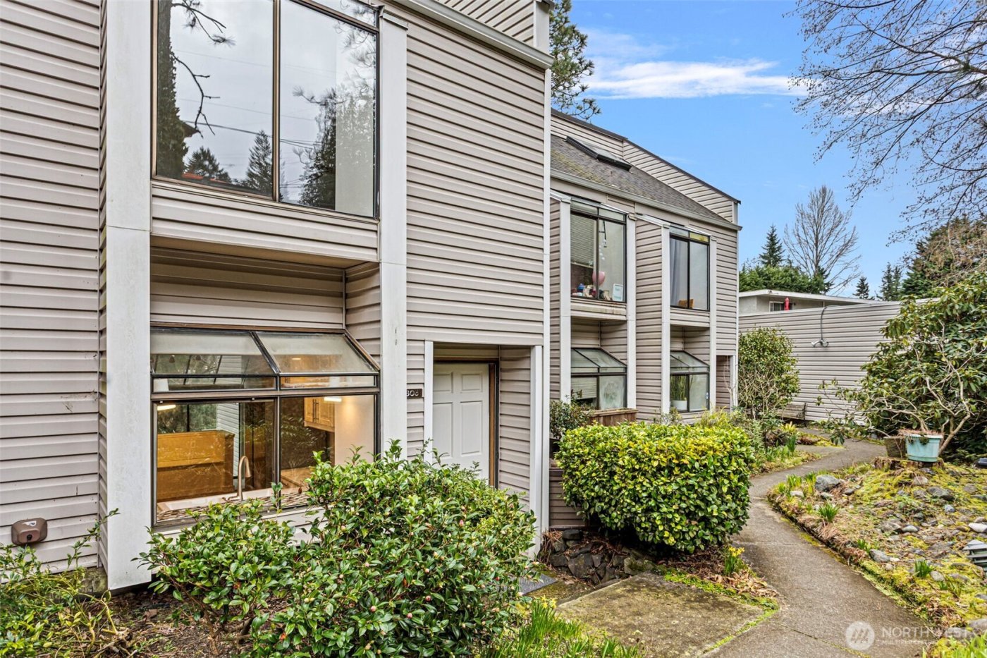 19805 15th Avenue NE #3, Shoreline, WA 98155