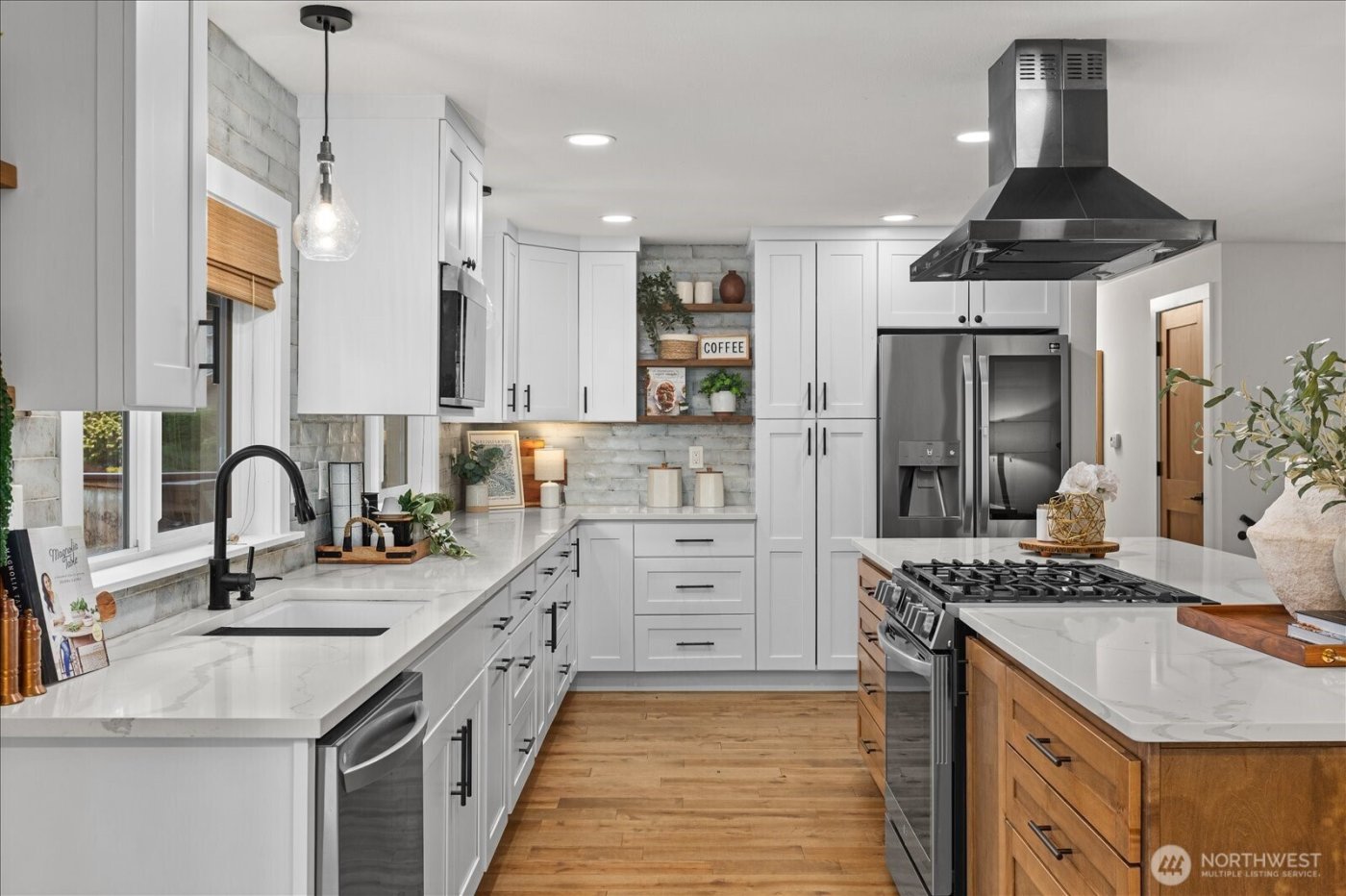 23409 94 Place W, Edmonds, WA 98020