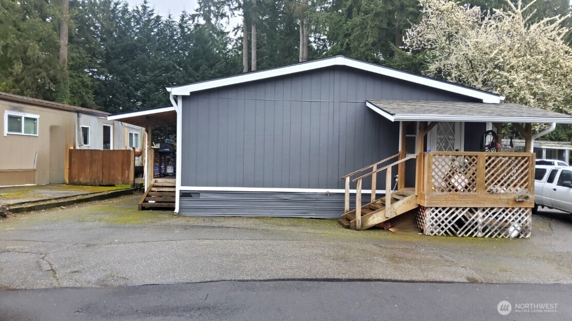 3333 228th Street SE #23, Bothell, WA 98021-8952