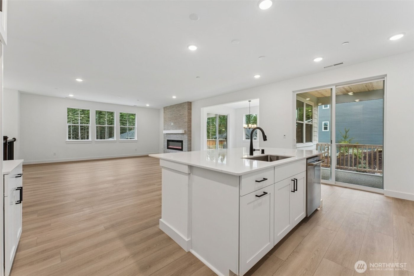 15706 210th Avenue E #312, Bonney Lake, WA 98391