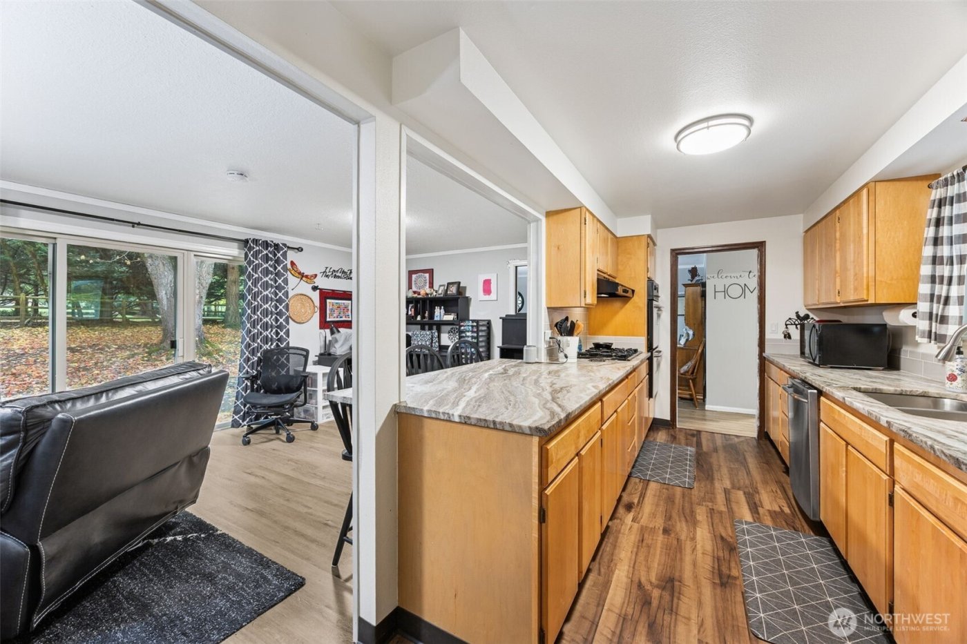 5700 Cooper Point Road NW, Olympia, WA 98502