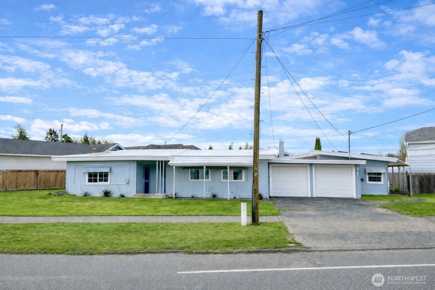 244 Emerson Avenue , Hoquiam, WA 98550