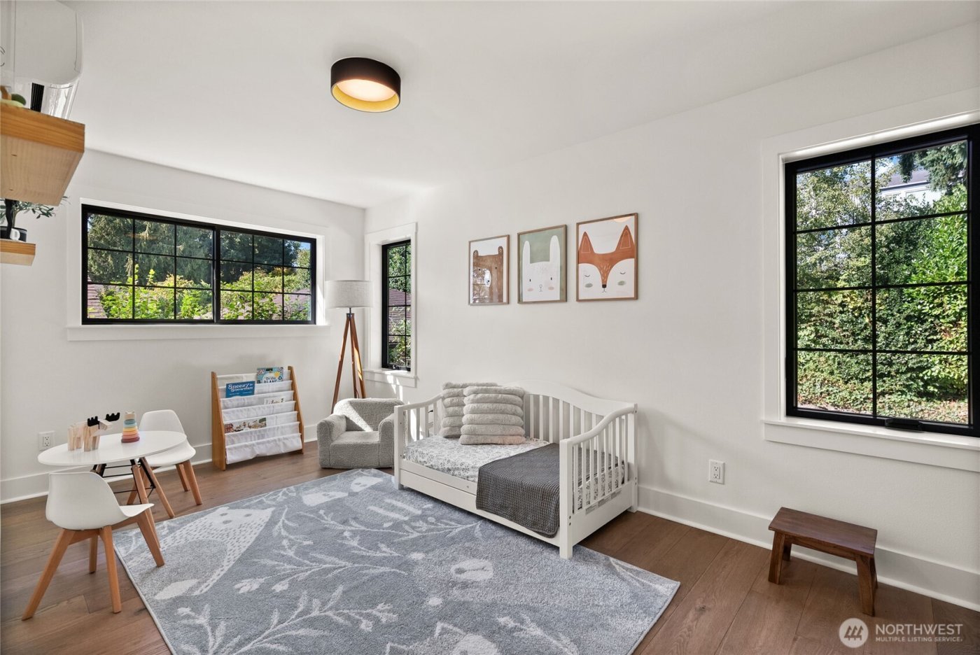 6917 57th Avenue NE, Seattle, WA 98115