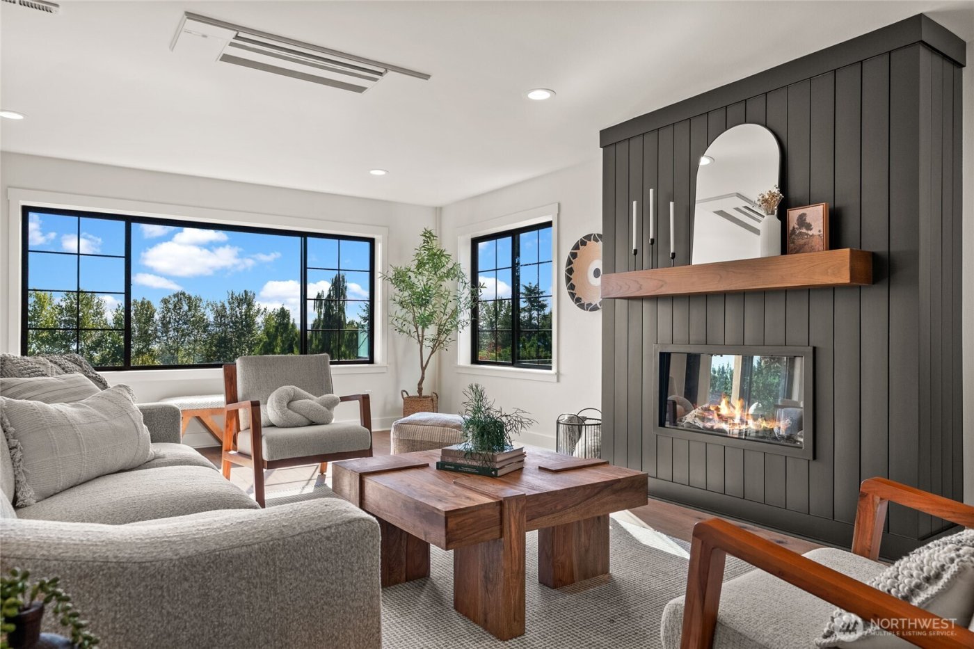 6917 57th Avenue NE, Seattle, WA 98115